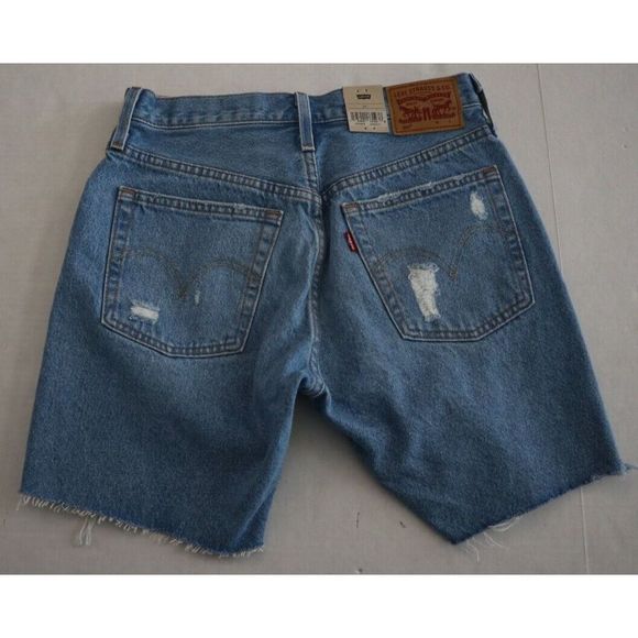 Levi's 501 Women's Sz 26 Blue Mid-Thigh High Rise Straight Fit Denim Shorts $60 - Picture 2 of 6